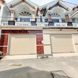 Nhà 1 Lầu 1 Trệt 63m2 Tp Biên Hoà, Giá Chỉ: 2tỷ400 triệu.