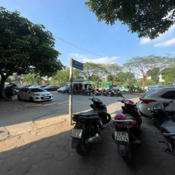 Cho thuê nhà LÔ GÓC phố NGUYỄN NGỌC VŨ, 65m2 x 3 tầng, Mặt tiền 7m