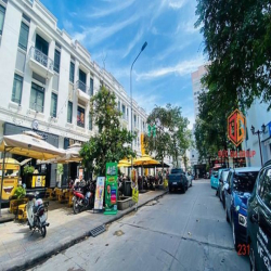 Bán căn Shophouse Vincom 1 trệt 2 lầu ,P.Tân Mai, TP.Biên Hòa