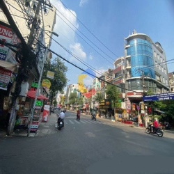 Cho thuê nhà GÓC 38 Nguyễn Gia Trí, Phường 25, Quận Bình Thạnh