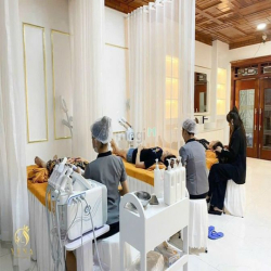 Nhà 2 lầu rộng rãi mặt tiền Mậu Thân xéo siêu thị Lotte, Cần Thơ