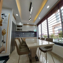 Gấp bán nhà Phạm Văn Chiêu, HXH 5 tầng đẹp 5*, 4PN full nội thất, gara