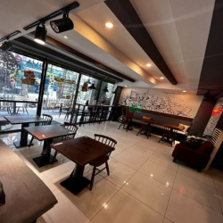 Cho thuê nhanh mặt bằng kinh doanh cafe diện tích 60m2 giá 12 triệu .