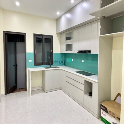 +NHÀ ĐẸP-ĐON TẾT -2 THOÁNG TRƯỚC SAU-FUllNỘI THẤT -ngõ thông gần phố