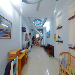 Nhà mặt tiền 100m2 + 4tầng, giáp Lê Văn Thịnh, BÌnh Trưng Tây, Quận 2