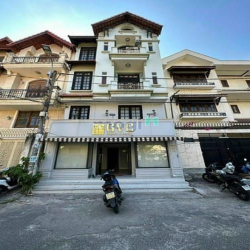 Bán Biệt Thự HXH,Phan Xích Long,Phú Nhuận. Diện tích; 11x20m2, 38 tỷ