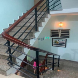Nhà Hoàng Hoa Thám P.5 Phú Nhuận 4 Tầng HXH DT 67M2 Giá 9.8 Tỷ.