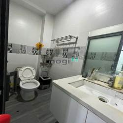 Bán nhà mới đẹp - Full nội thất. Trần Quang Khải, P.Tân Định, Q.1