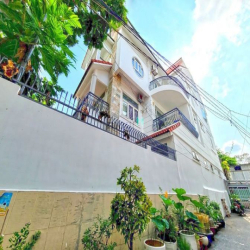 Biệt Thự Góc 3 Lầu  8X30M Hẻm Xe Hơi NGUYỄN VĂN LINH, QUẬN 7.