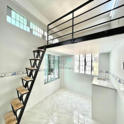 Cho thuê duplex ngay ngã tư hàng xanh_ đi bộ hutech_Nội thất cơ bản