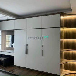 Bán Nhà 5 Tầng Sau Chợ Thạch Bàn, Full Nội Thất, Ô Tô Đỗ Cửa - 3.8 Tỷ