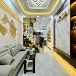 NHÀ PHỐ ĐẸP CẦN BÁN Nguyễn Văn Công, p.3, q.Gò Vấp 32.5m2/2tỷ600tr SHR