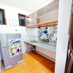 PHÒNG STUDIO CV LÀNG HOA Cửa Sổ Lớn Full Nội Thất Xịn Xò