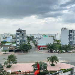 Lô Đất Duy nhất 130m2 full thổ cư đối diện căn hộ Ricca xây CHDV 7tầng
