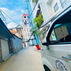 Bán nhà khu phân lô đẹp đúc 3 lầu 496/32/15B DƯƠNG QUẢNG HÀM p6 Gò Vấp