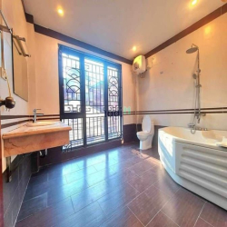 Nhà đẹp 6T Hoàng Văn Thái khu PL thang máy ô tô tránh giá 19,8 tỷ