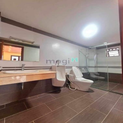 Nhà đẹp 6T Hoàng Văn Thái khu PL thang máy ô tô tránh giá 19,8 tỷ
