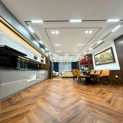 Bán nhà phân lô Nguyễn Chánh 60m2 x 6T, ôtô tránh, k.doanh, thang