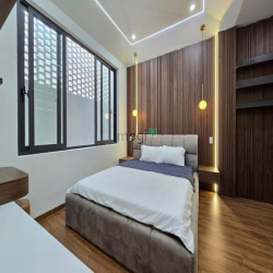 Chủ kẹt vốn bán gấp nhà Lê Đức Thọ, Gò Vấp, 83m2, 3 tỷ550tr, sổ sẵn