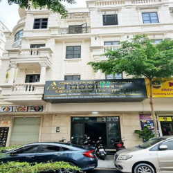 BÁN Tòa Văn Phòng Võ Chí Công, 170M2× 9 TẦNG + HẦM, MT