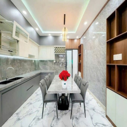 Bán gấp nhà xoay vốn KD, Huỳnh Tấn Phát, Phú Thuận Q7, 60m2, 2.7tỷ SHR