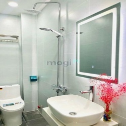 Bán Nhà Mới Đẹp,Hẻm Ba Gác sát HXH, Lê Quang Định P.5 BT 63M2, 6 tỷ95