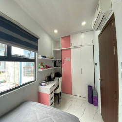 Hẻm oto , đường Bùi Đình Túy , KC 4 Tấm đầy đủ nội thất , 5Phòng ngủ