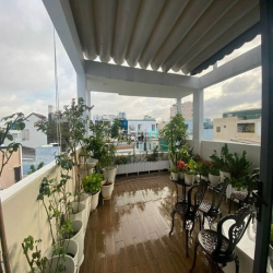 Hẻm oto , đường Bùi Đình Túy , KC 4 Tấm đầy đủ nội thất , 5Phòng ngủ