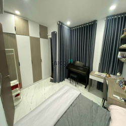 Hẻm oto , đường Bùi Đình Túy , KC 4 Tấm đầy đủ nội thất , 5Phòng ngủ