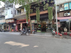 Cho thuê nhà Mặt Phố HÀNG PHÈN, 51m2 x 5 tầng, Mặt tiền 4.3m