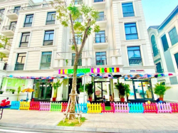 Nhà Phố 5Lầu1Tum Đã Hoàn Thiện Nội Thất Cơ Bản Tại Manhattan Glory Q9