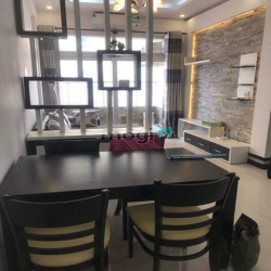 Cần bán căn hộ Âu Cơ Tower, DT 88m2, 3PN, có NT, giá 2,750 tỷ.