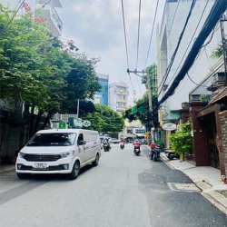 **bán nhà góc 2mt đồng xoài, phường 13 tân bình; 5*24; 3 lầu; 179tr/m2