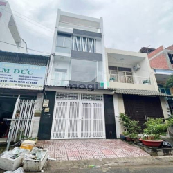 Mặt tiền Q6 ngay CV sát chợ 76m2 4x19 4 tầng hoàn công nhỉnh 8 tỷ TL