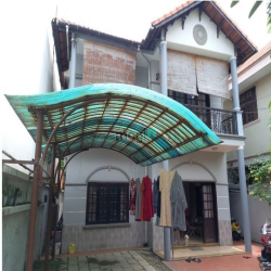 Cần cho thuê biệt thự có sân rộng 40tr/th đường số 59, Thảo Điền, Q2