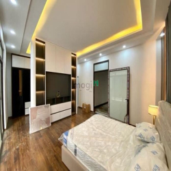 +NGUYỄN VĂN CỪ-dt45m-5t-chỉ 13,5 tỷ-CẦN B.Á.N nhanh căn nhà cực đẹp