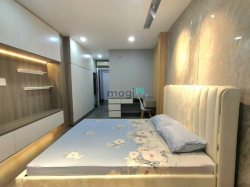 Bán Nhà Phạm Văn Đồng - FULL NỘI THẤT, 31M2 × 6 TẦNG, MT 4M, 4.25 TỶ