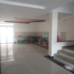 Bán nhà phố Khu C - An Phú An Khánh Quận 2 Hầm 3lầu Giá TL