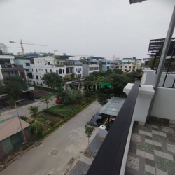 Cho thuê nhà KĐT Tây Nam Linh Đàm, Hoàng Mai, HN.DT 80m, 4.5 tầng mới