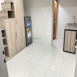 Thu 360 triệu ! Hẻm xe hơi Hoàng Văn Thụ, Phú Nhuận 5 tầng chỉ 7,15 tỷ