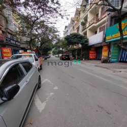 Cho thuê nhà KĐT Văn Quán, Hà Đông, HN. DT 70m, 4 tầng, MT 5m ô tô đỗ