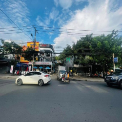 Nhà mặt tiền Tô Ký 4 tầng.DT 6mx20m.Vỉa hè 10m.Vị trí dòng tiền Vip