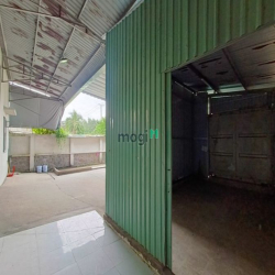 Cho thuê xưởng dt 1100m2 giá 40tr Phạm Văn Hai , Bình Chánh