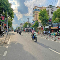 Sở hữu nhà MTKD Lê Văn Qưới, DT: 5 x 22m, hầm, 3 lầu, ST. GIÁ: 25 tỷ