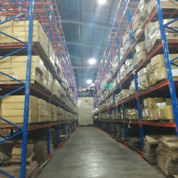 Kho Hàng Diện Tích Thuê Nhỏ-Lớn, Có Khung Kệ, 10 NV & Hệ Thống Quản Lý