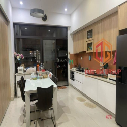 Mặt tiền Trần Quốc Toản 10,5 tỷ nhà 3 lầu hoàn công vị trí kinh doanh