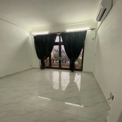 Cho thuê nhà 47/9 Trần Quốc Toản, Phường 8, Quận 3 gần Hai Bà Trưng/4P