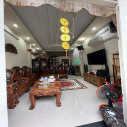 Cho thuê nhà đường Đặng Thùy Trâm, DT 4x20m giá 17tr/tháng TL