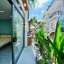 Bán gấp ! ! ! Nguyễn Đình Chính,P15,Phú Nhuận. DT 60m2/2tỷ850, có sổ