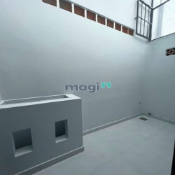 Bán nhà HXH Phan Đăng Lưu, P3, DT 4.2x20m, Trệt lửng, 3PN, chỉ 9.2 tỷ